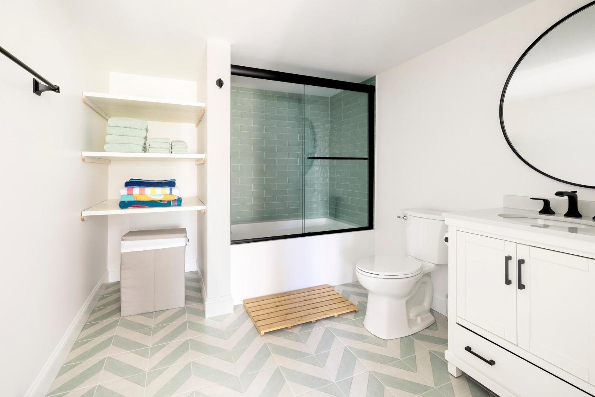 Bright 4Br Beach House, Pine Point Perfection Scarborough Exterior foto