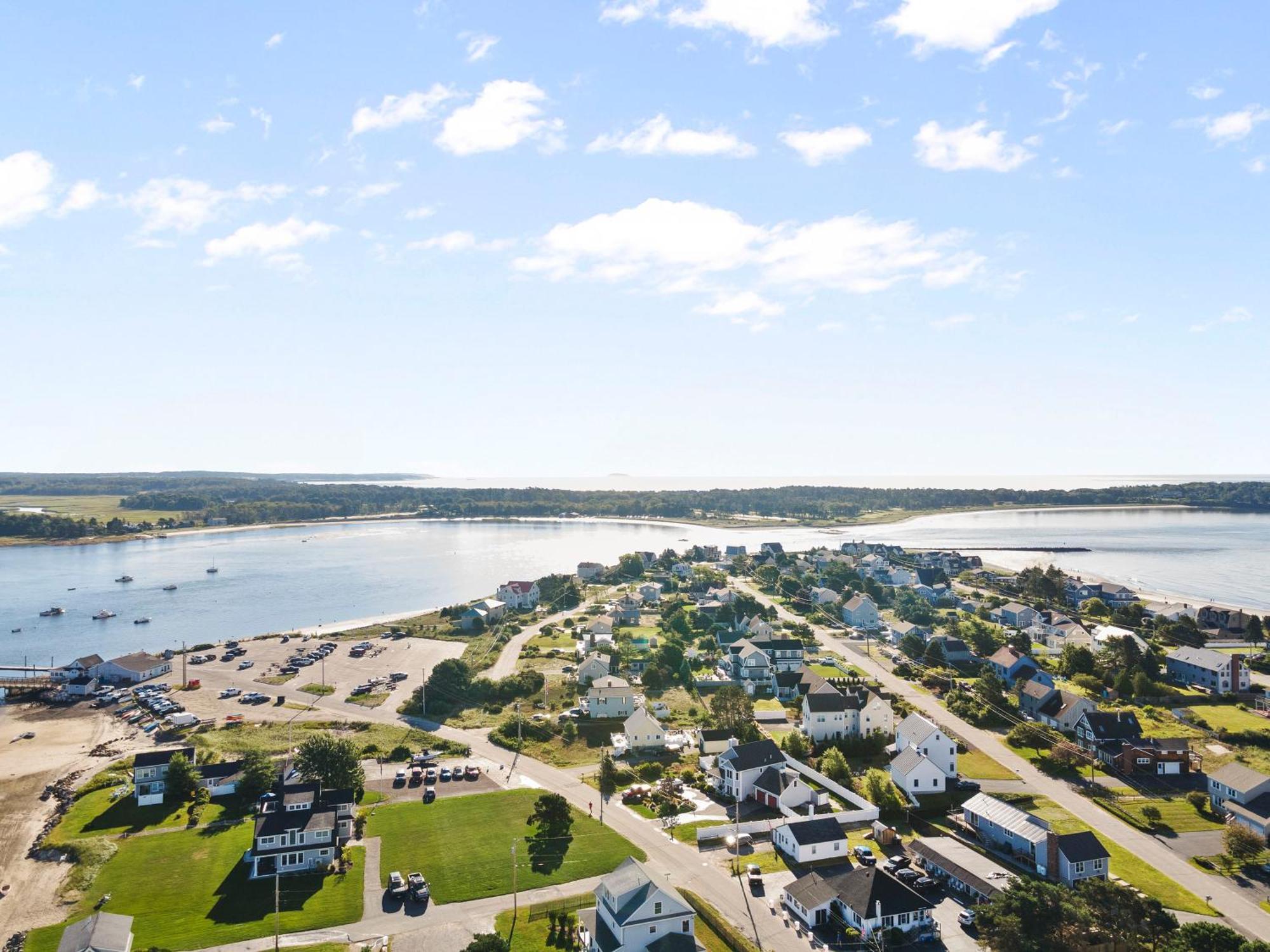 Bright 4Br Beach House, Pine Point Perfection Scarborough Exterior foto